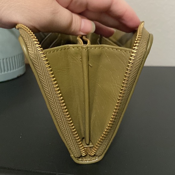 NWOT Universal Treads Olive Green Wallet - Picture 14 of 14